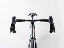 Bross Vagabond Aero 6SE - 105 Di2 Carbon Road Bike - Nano Silver - Image 3 (thumbnail)
