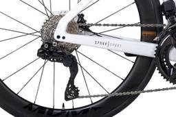Pardus Spark Sport - 105 Di2 Carbon Road Bike - Black - Image 11 (thumbnail)
