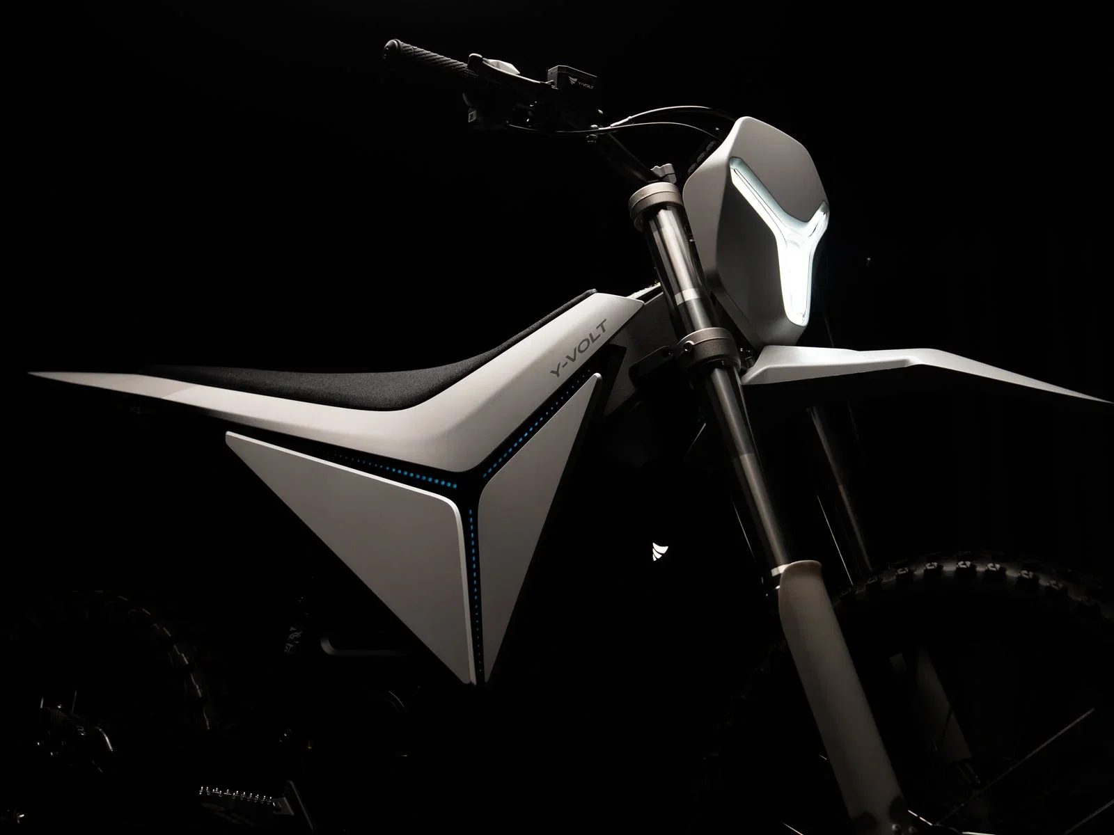 Y-VOLT Surge V Electric Dirt Bike – 35 kW Peak, 97.2V 45Ah - Electric scooter product image