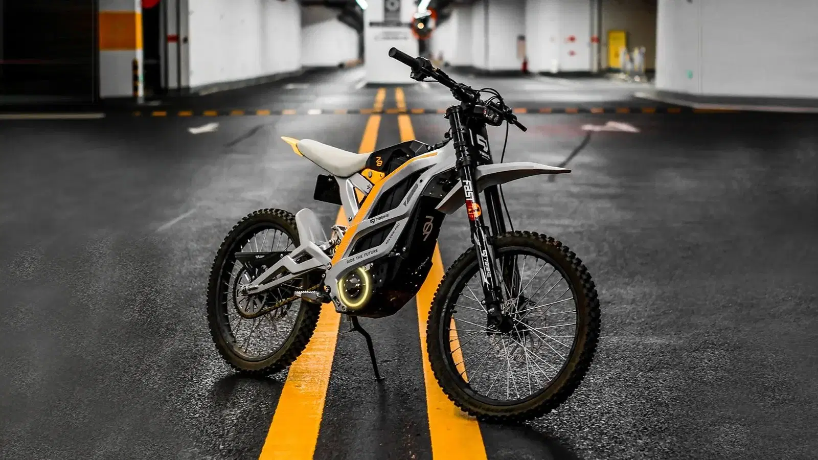 DISCOVER - PREMIUM —ELECTRIC SCOOTERS AND BIKES—