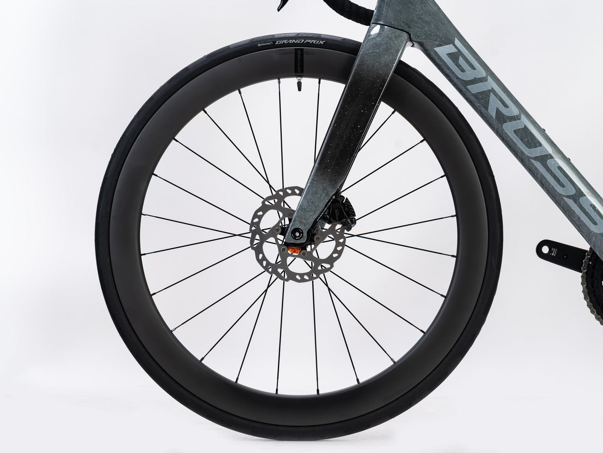 Bross Vagabond Aero 6se 105 Di2 Carbon Road Bike Space Grey Bross Vagabond Aero 6SE - 105 Di2 Carbon Road Bike - Space Grey - Image 38