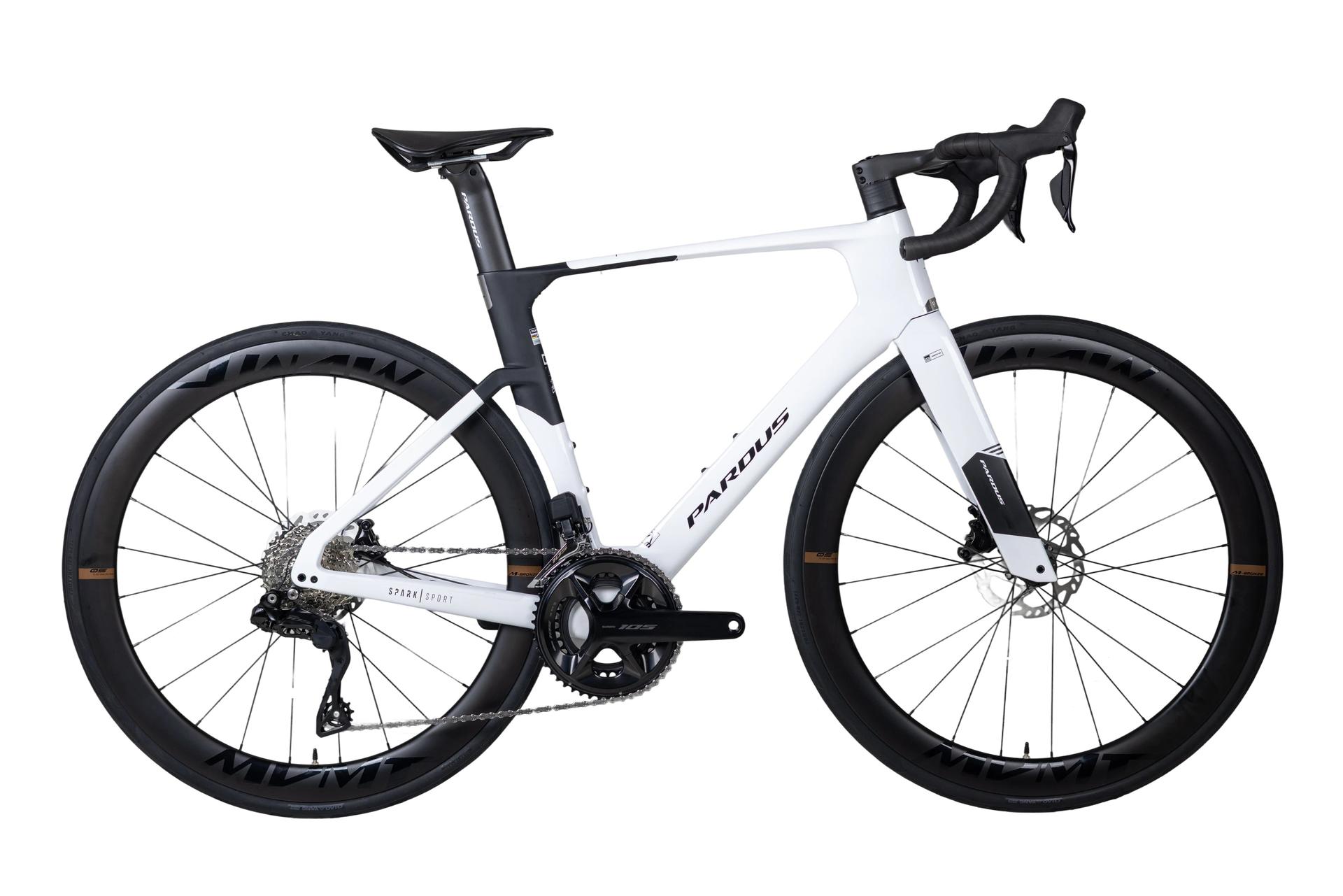 Pardus Spark Sport 105 Di2 Carbon Road Bike Black Pardus Spark Sport - 105 Di2 Carbon Road Bike - Black - Image 8
