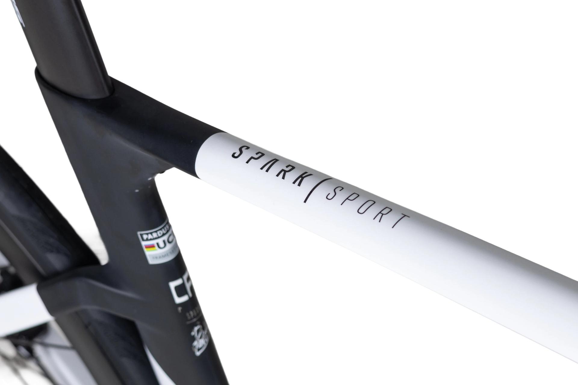 Pardus Spark Sport 105 Di2 Carbon Road Bike Black Pardus Spark Sport - 105 Di2 Carbon Road Bike - Black - Image 16